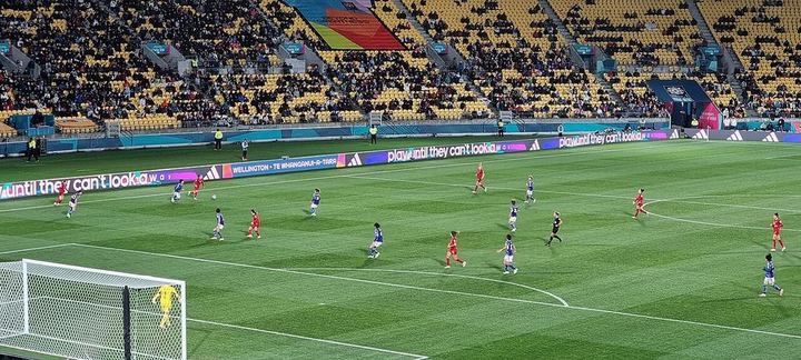22轮独造22球！18岁天才世界波+戴帽 11.1亿豪门4-1完爆联赛第三｜乐竞体育官网（封面配图）